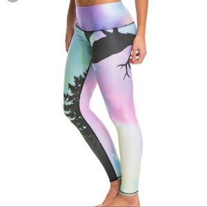 Northern Lights Hot Pant Yoga Leggings